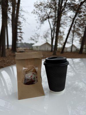 Chewy gingerbread cookie and latte