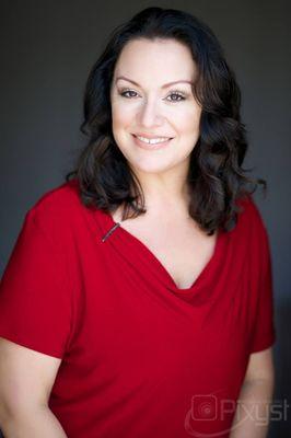 Hello! My name is Michelle Carr. I have been in the hair replacement industry for 25 plus years.