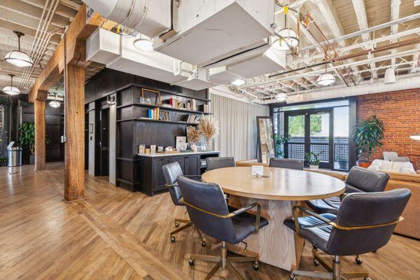 1st floor Lobby area