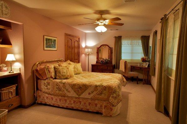 Romantic Garden Room