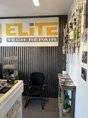 Elite Tech Cellphone Repair, iPhone, Samsung, Pixel, Moto