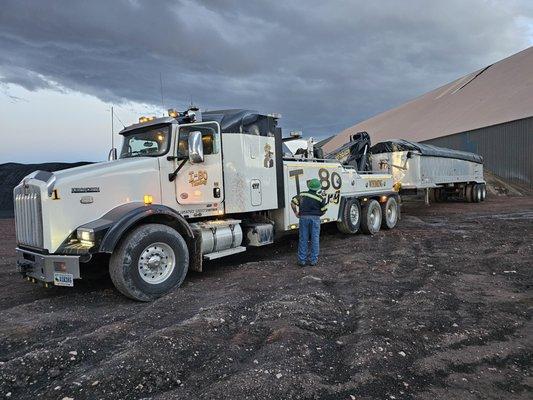 Heavy Duty Wrecker 1