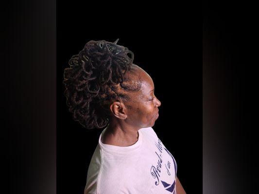 Loc petals for a queen!!! Another protective low-maintenance style.