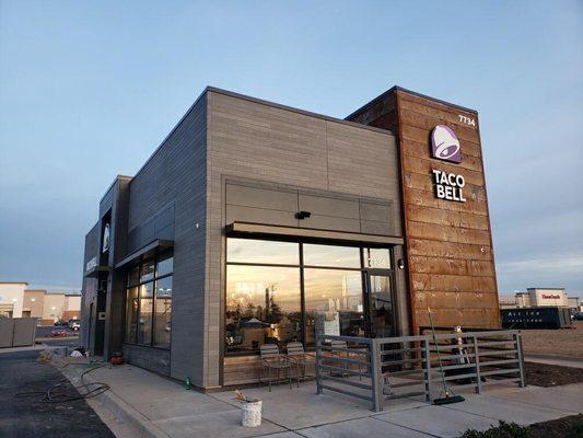 Residential and commercial construction services.