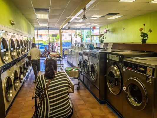 Sparkle Coin Laundry and Dry Cleaning