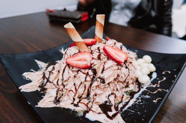 Chocolate shaved ice