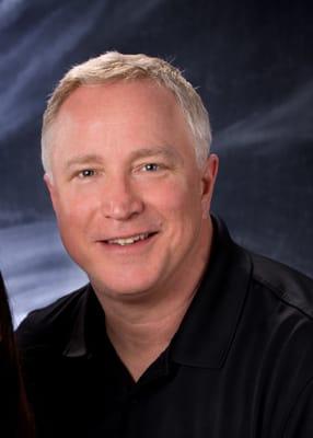 Michael J Vipond, DC