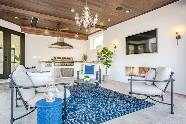 New outdoor kitchen space: