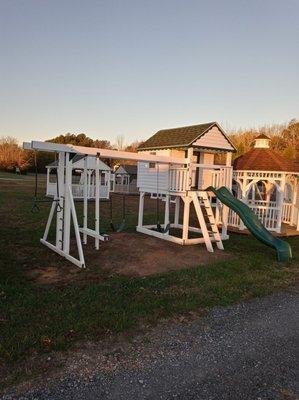 Amish Built Playgrounds