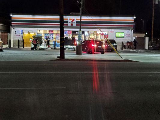 7 / 11 on Tujunga & Ventura