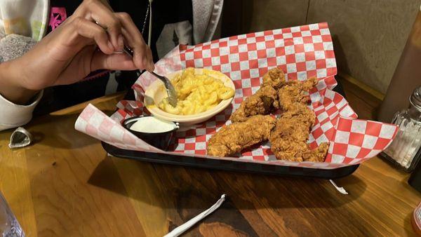 Cross Creek Steakhouse And Ribs