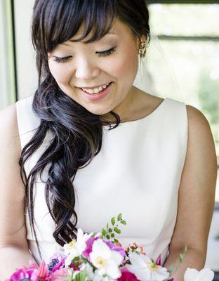 A radiant Asian bride with soft, romantic glam by Tracy Saunders Makeup. Flawless skin, natural beauty-enhancing makeup, and timeless