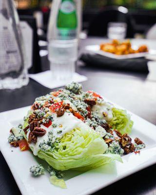 Suite Restaurant / Lounge