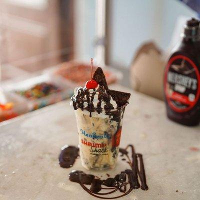 Brownie Explosion Handfold