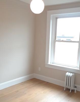 268 Henry - interior