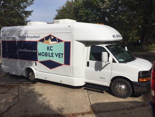 KC Mobile Vet operates out of a 26' state of the art clinic on wheels which allows us to bring veterinary care to your doorstep.