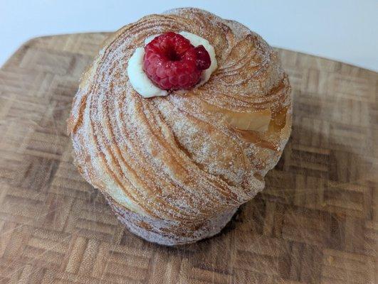 Berries & Cream Cruffin