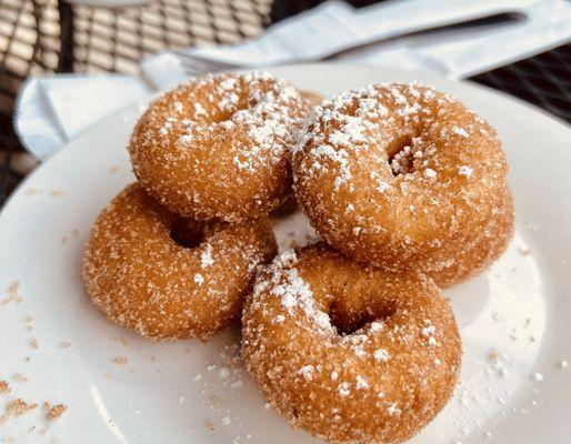 Millennium Bar & Marina