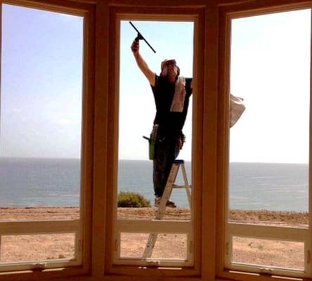 Scenic View Window Cleaning