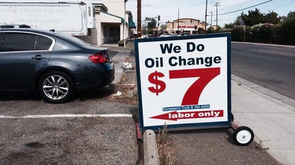 Yes, that's right! We do professional oil change service for just $7 We locate right at Stockton Blvd and Lemon Hill (faces to Lemon Hill)