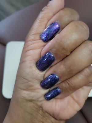 Excellent care, VERY clean, crazy awesome attention to detail, sublime color result in a pair of gorgeous nails!! My nail tech Linda rocks!