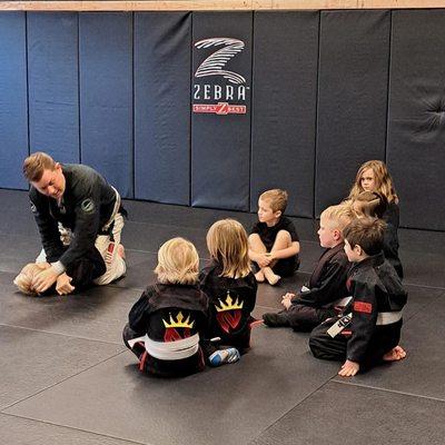 5-8 yo kids Jiu Jitsu class
