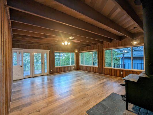 Matthew R Thomas - Epique Realty