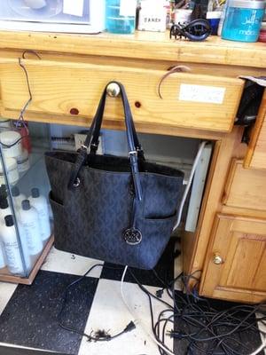 Donna's Beauty Salon