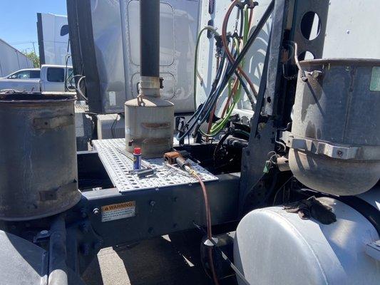 E Road Service Truck and Trailer 24hr