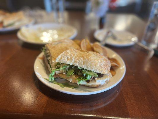 The Renoir, super creamy with the mushrooms adding a good texture pop