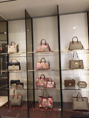 Bloomingdale's