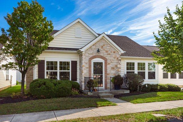 Dublin Easy Living Condo!