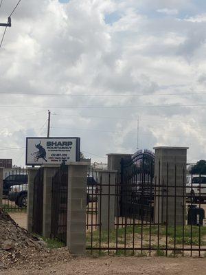 Sharp Roustabout & Construction