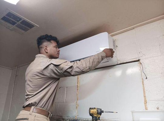 Roatan Multiples Services