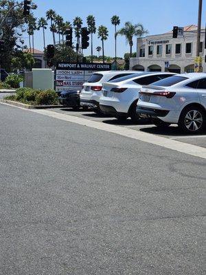 Newport & Walnut Center