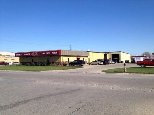 Mr. Muffler, Le Mars