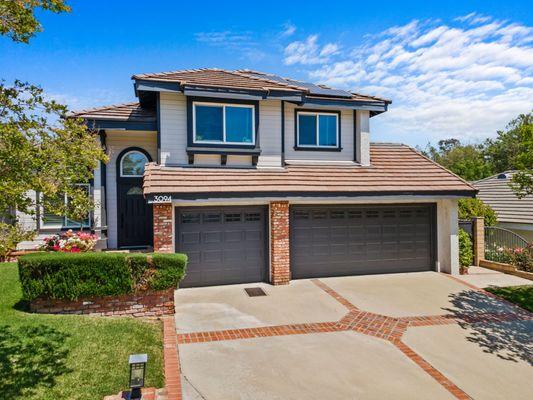 Mike Velez - BLDG Realty