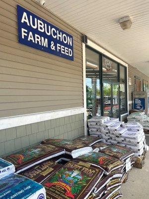 Aubuchon Ace Hardware