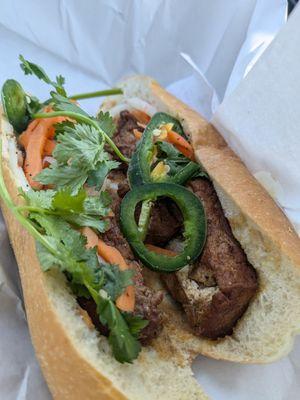 Banh Mi Tofu Hoagie