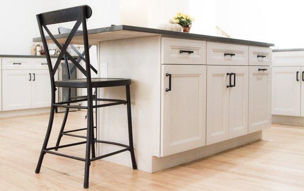 Cabinet ERA
Beautiful Kitchen, Happy Client