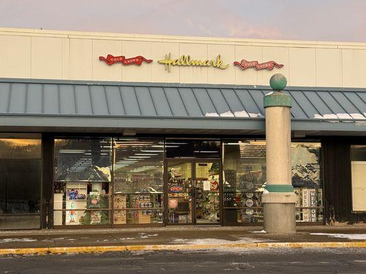 Vargo's Hallmark Shop