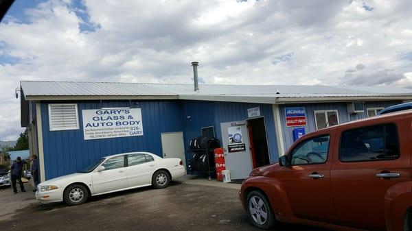 Gary's Glass & Auto Body