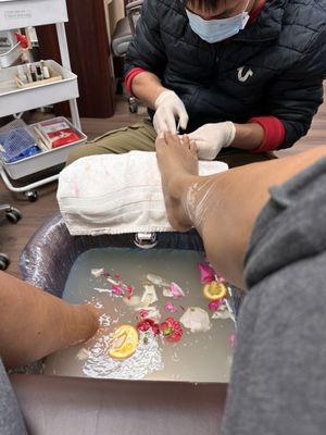 Perfect pedicure with Tom!