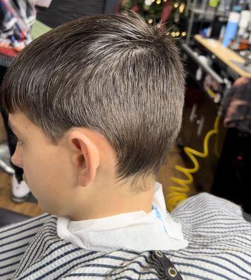 Kid haircut