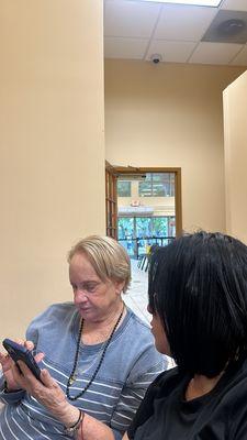 My mother and my sister in the office 30/04/2024