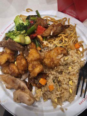 I always love coming here the food is always prepared fast on the spot. Great food and always hot.i would recommend going here.