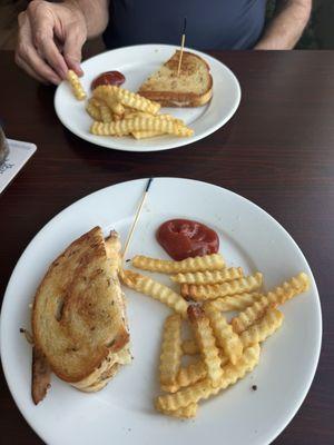 The Tuscan Lounge & Grill