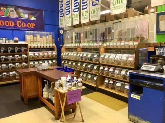 Mountain Avenue Market