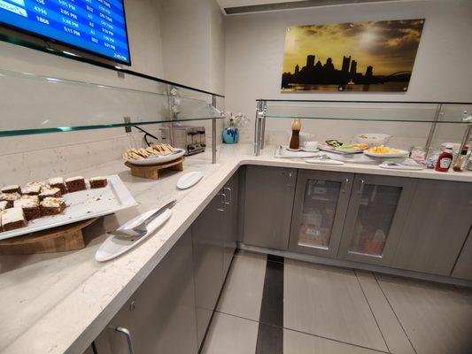 Pittsburgh International Airport (PIT)