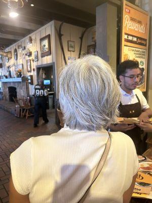 Cinthia's Hispanic Beauty Salon